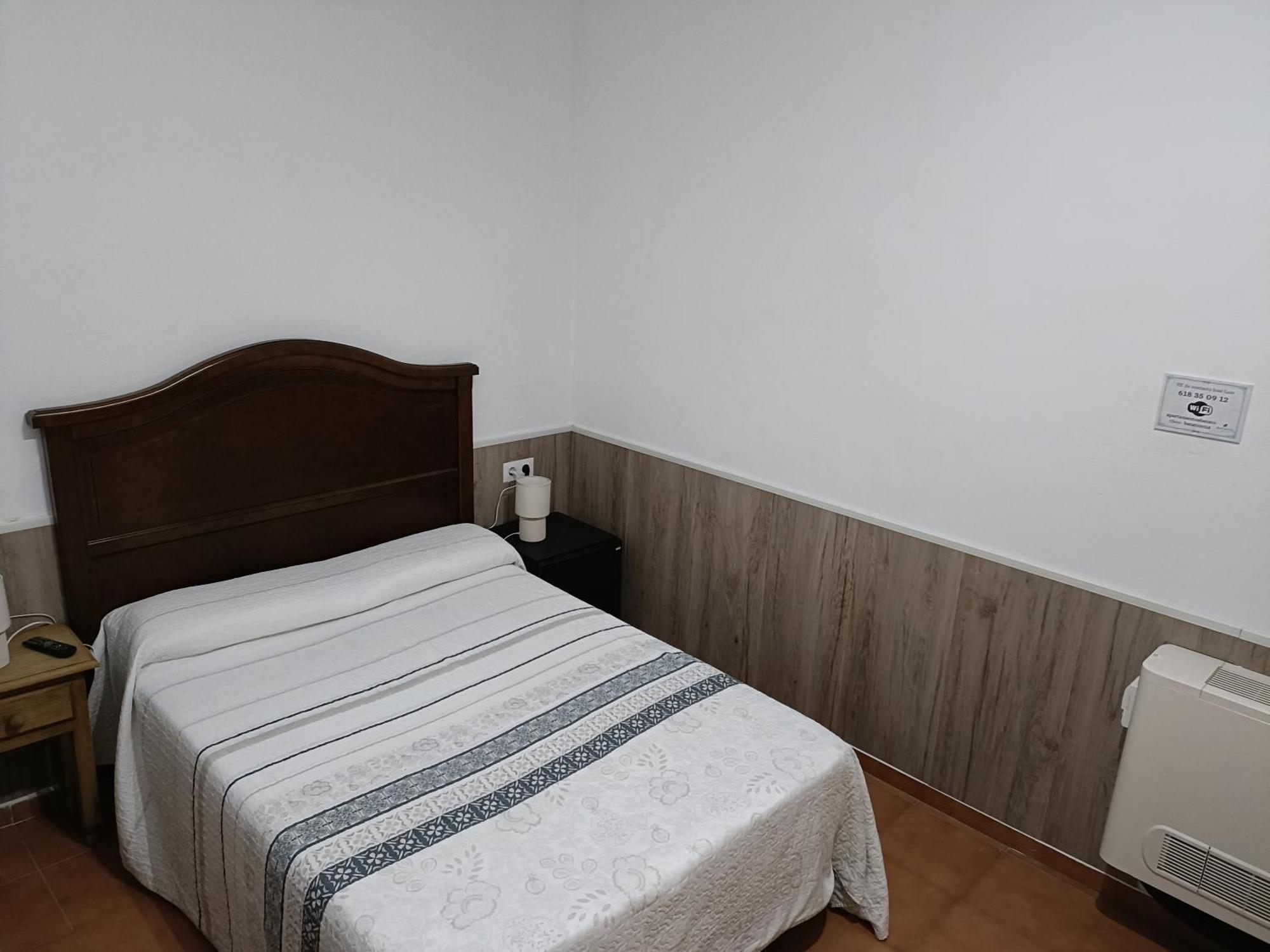Hostal Batato Vejer de la Frontera Bagian luar foto