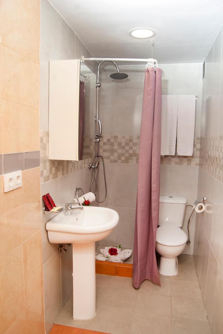 Hostal Batato Vejer de la Frontera Bagian luar foto