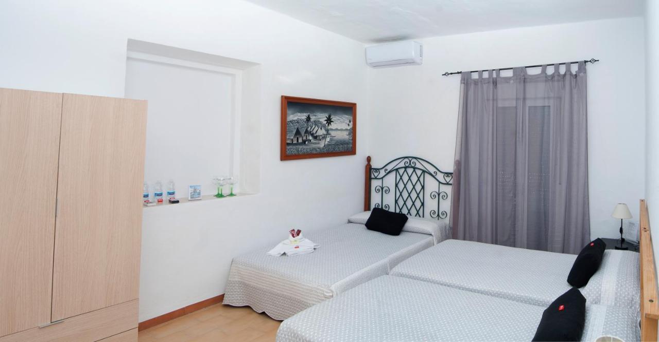 Hostal Batato Vejer de la Frontera Bagian luar foto