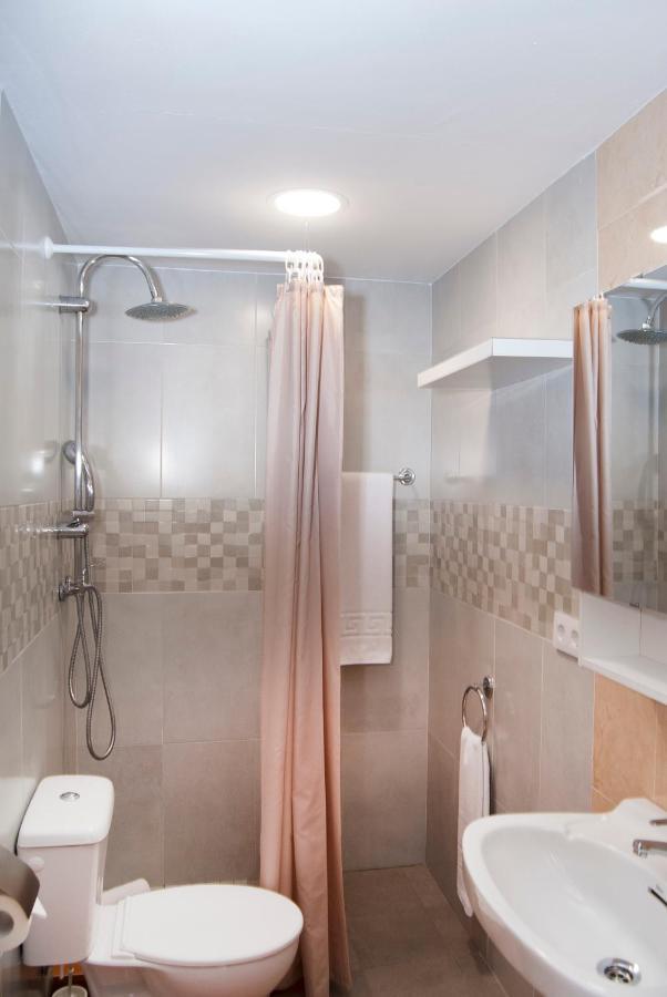 Hostal Batato Vejer de la Frontera Bagian luar foto